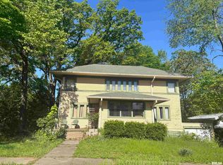 216 N Normal St, Macomb, IL 61455