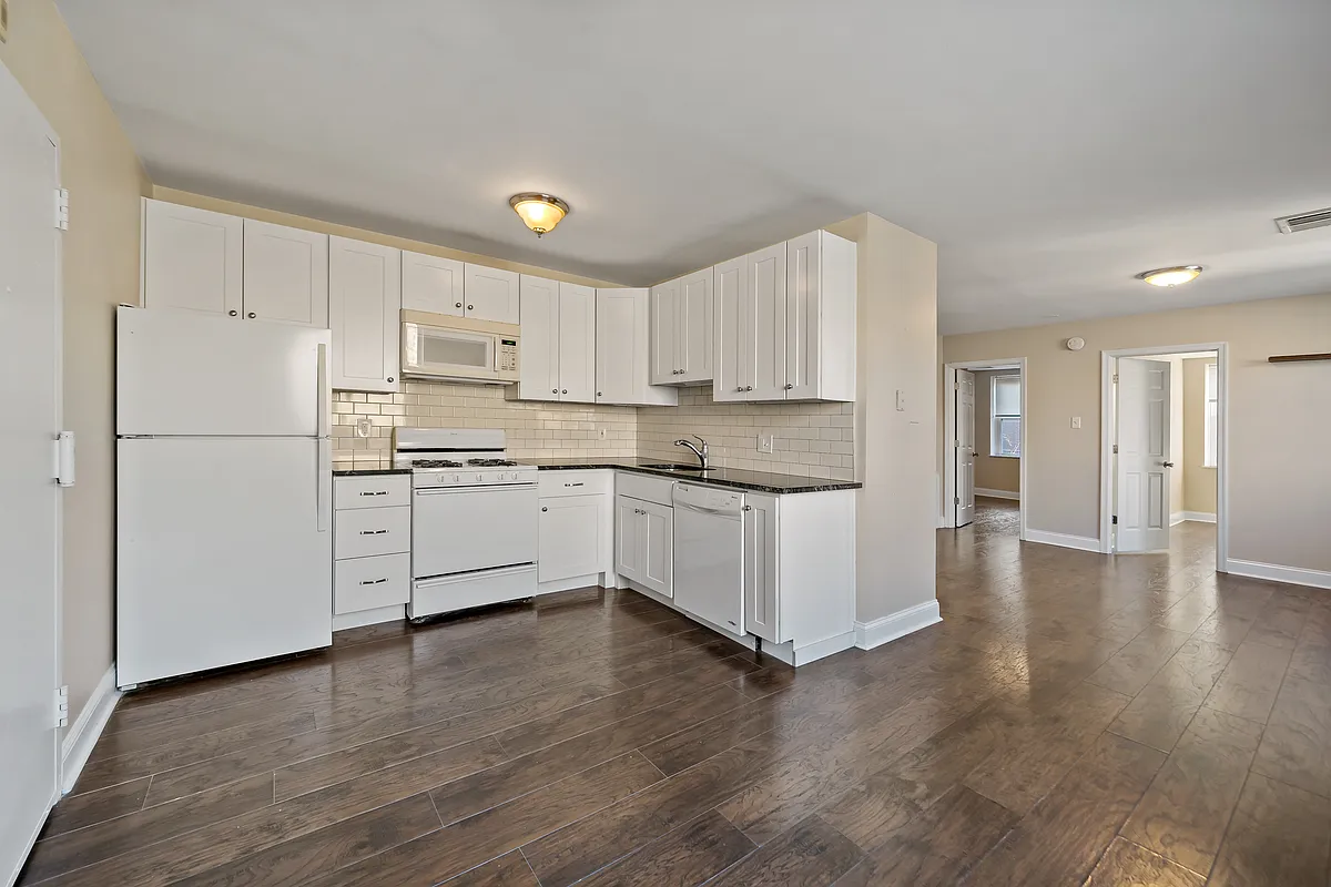 Building Photo - 443 Fairmount Ave #C