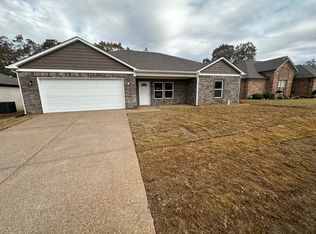 65 Hamlett Cv, Jackson, TN 38305