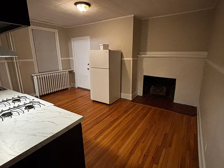 58 Main St #1E — Photo 6