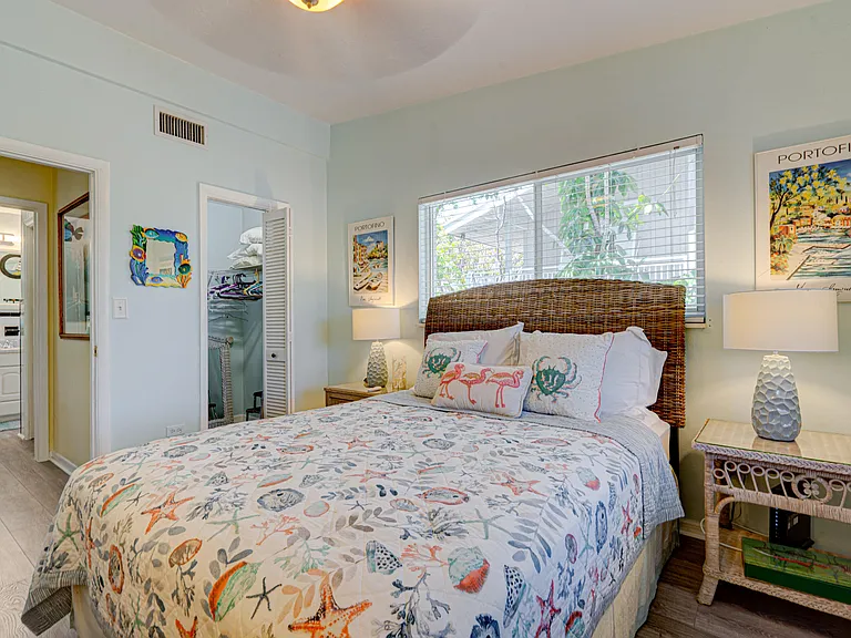 130 Plantation Ave #UPPER — Photo 12