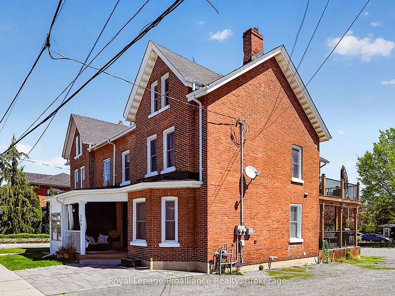 300 George St #UPPER — Photo 26