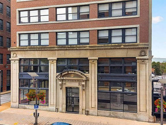 2nd image of 1619 Washington Ave #802