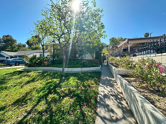 5th image of 12003 Youngdale Ave