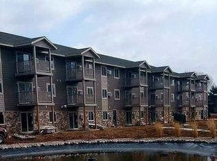 3009 North Ct APT 205, Onalaska, WI 54650