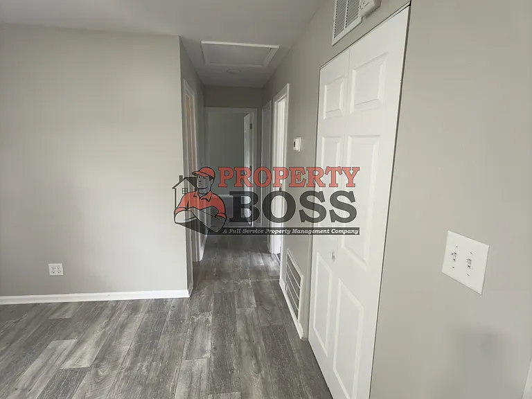 3985 Grant St — Photo 5