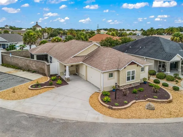 2877 Feustel Ave, The Villages, FL 32163