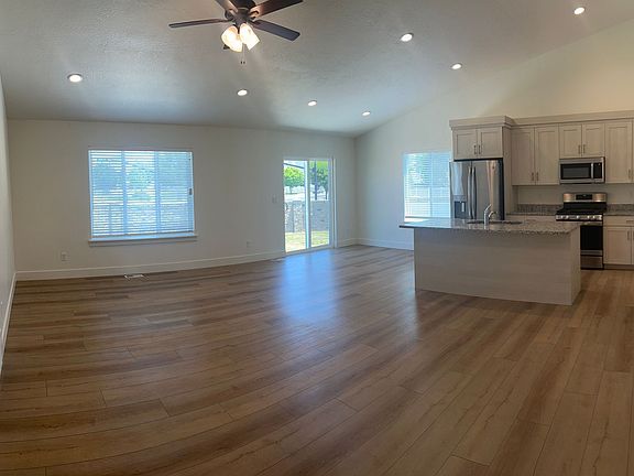 5th image of 1359 E 750th St S