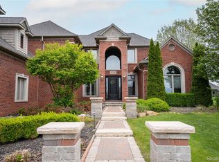 67102 Rachael Ln, Washington, MI 48095
