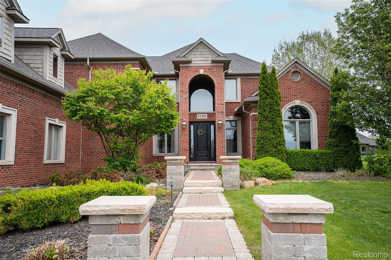 67102 Rachael Ln photo 1
