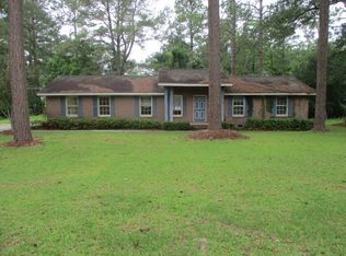 4104 London Ln, Tifton, GA 31793
