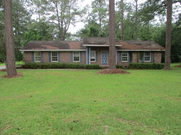 4104 London Ln, Tifton, GA 31793