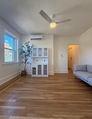 1086 Commonwealth Ave #501 Photo 1