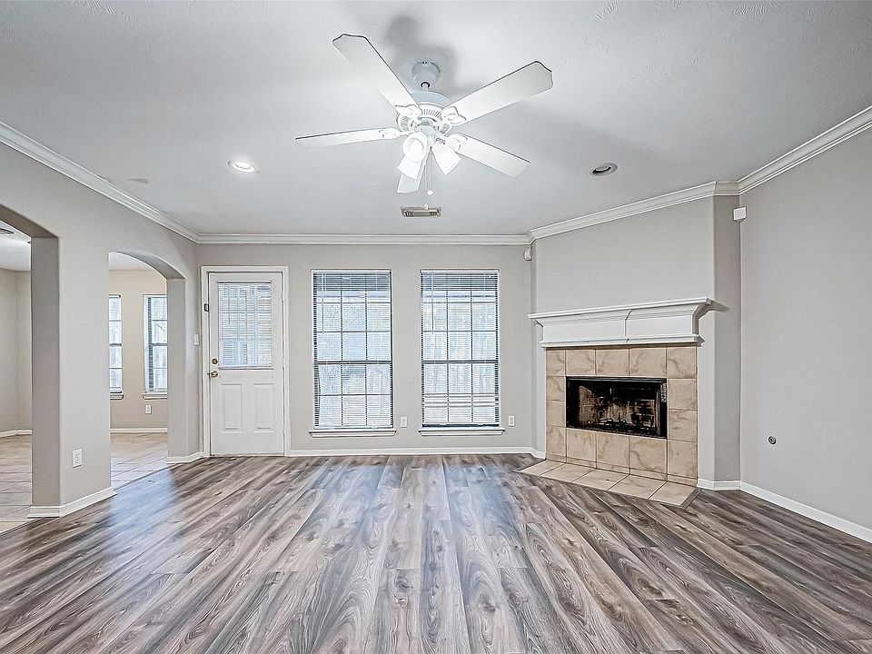 1st image of 10043 Morocco Rd
