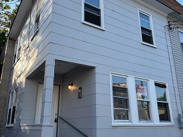 237 Guard Pl — Photo 1