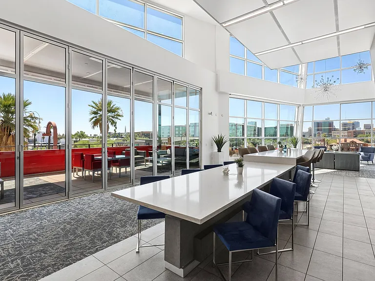 Muse Apartments — Photo 18