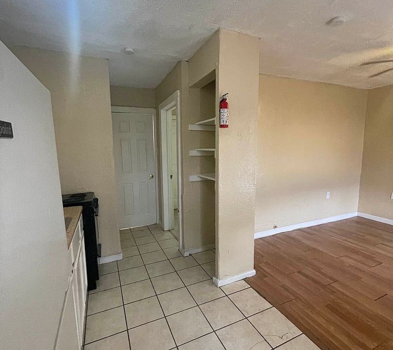 1st image of 510 Cheyenne St #16