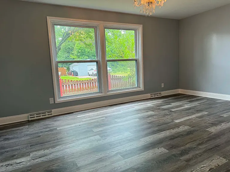 2391 Issaquah St — Photo 10