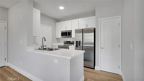 22681 Oakgrove Photo 1