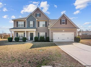 6613 Planters Row Dr, Hope Mills, NC 28348