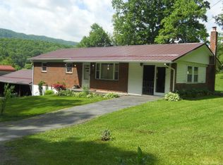 287 Olympic Dr, Tazewell, VA 24651