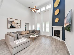 8402 Northern Pintail Dr, Houston, TX 77049