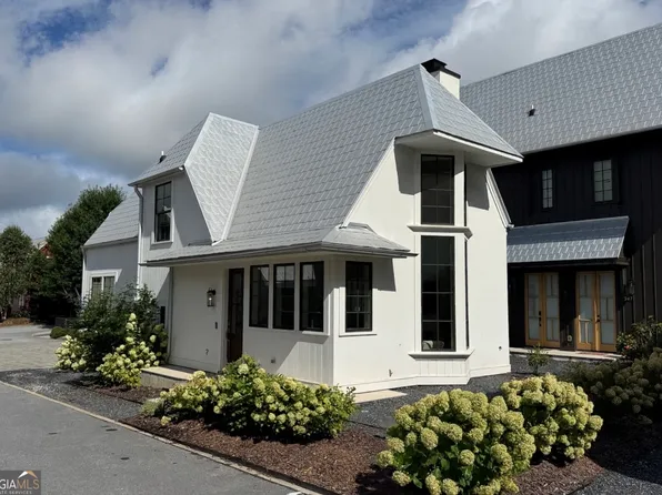 257 Ravenhurst Ln, Fayetteville, GA 30214