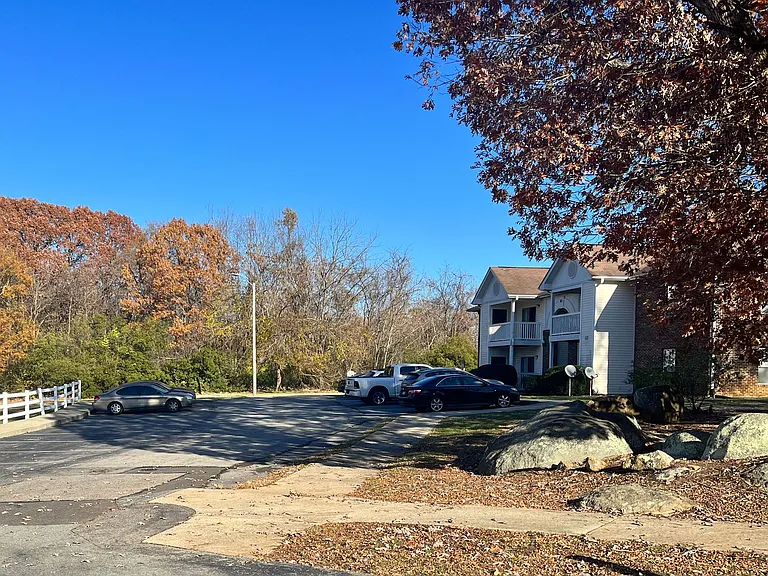 Barden Ridge Apartments — Photo 15