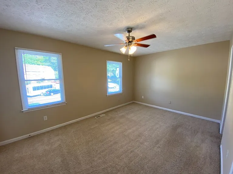 2836 New South Dr — Photo 7