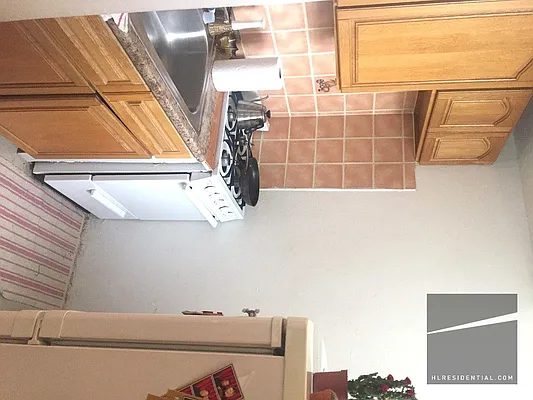 Rented by Highline Residential | media 4