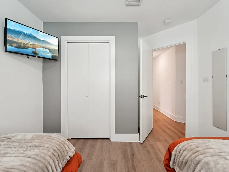 1620 Rosewood Ct — Photo 21