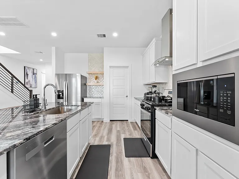 2921 Needham Garden Ln — Photo 9