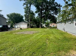 1180 Bryce Ave, Aurora, OH 44202