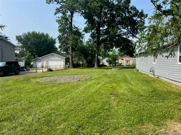 1180 Bryce Ave, Aurora, OH 44202