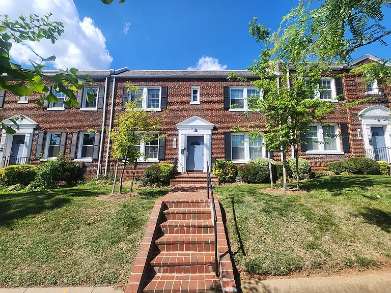953 Randolph St NW #D — Photo 14