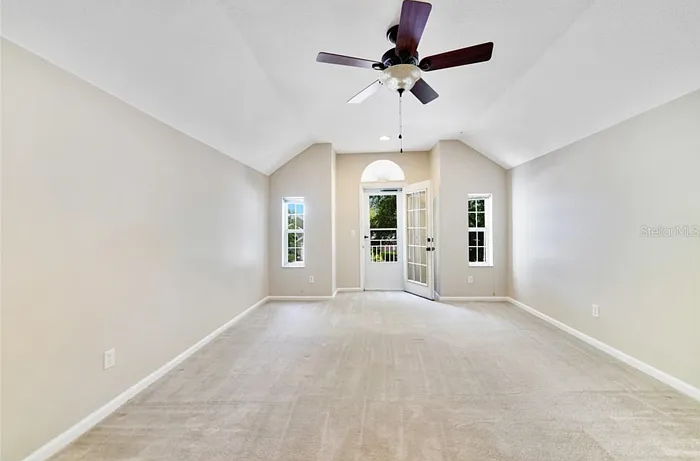 15601 Bay Vista Dr — Photo 11