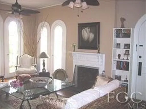 1556 Linhart Ave, Fort Myers, FL 33901