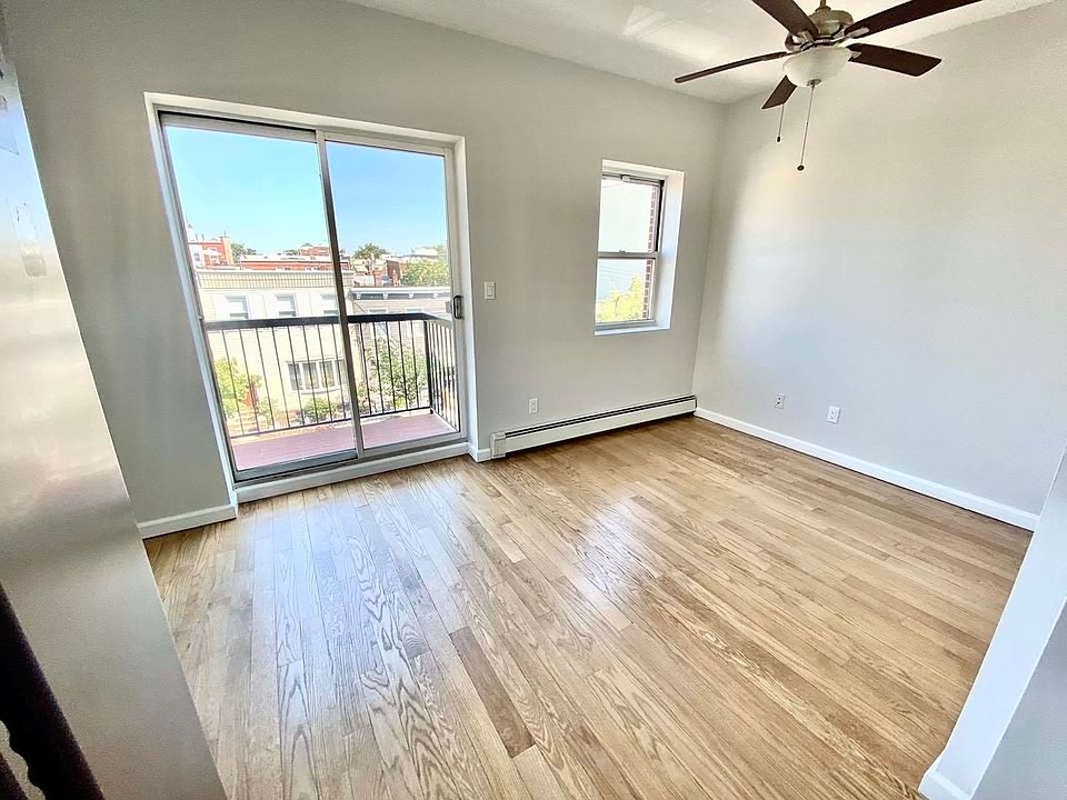 1st image of 32-26 42nd St #3W
