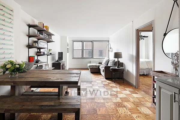 Sold by City Wide Apartments | media 2