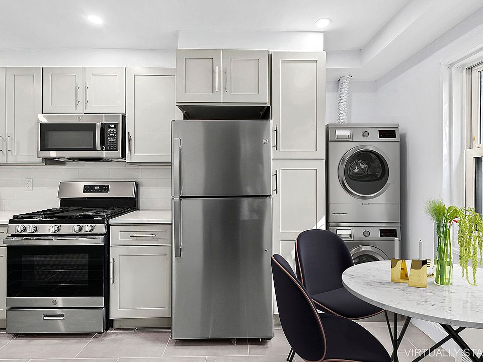 1st image of 970 E 103rd St #1