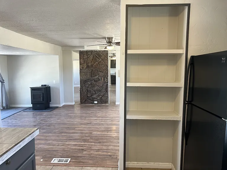 318 Marble Dr — Photo 7
