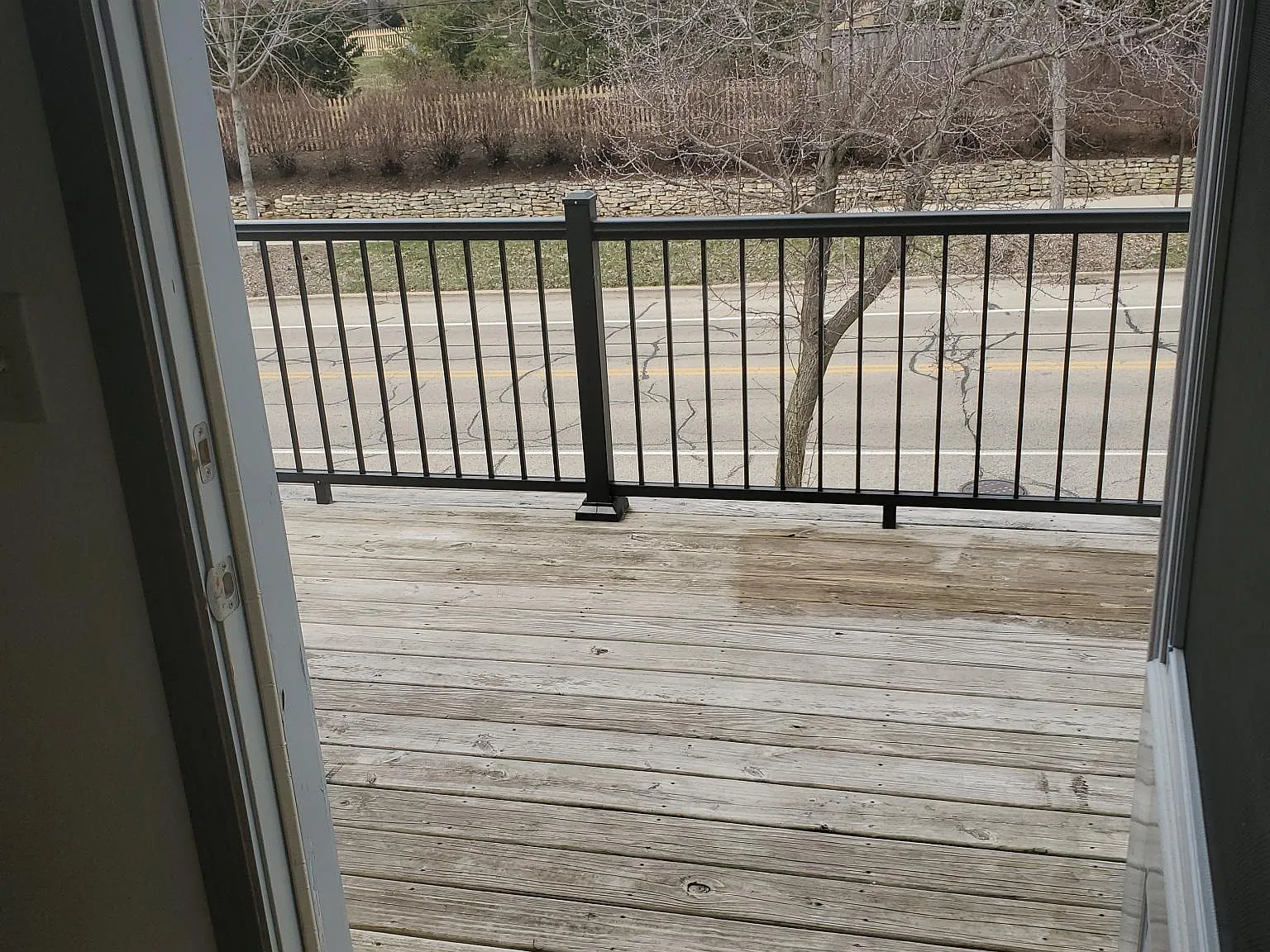 2 bed, 1400 sqft, $1,600 — Photo 3