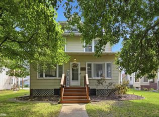 308 N 3rd St, Oskaloosa, IA 52577