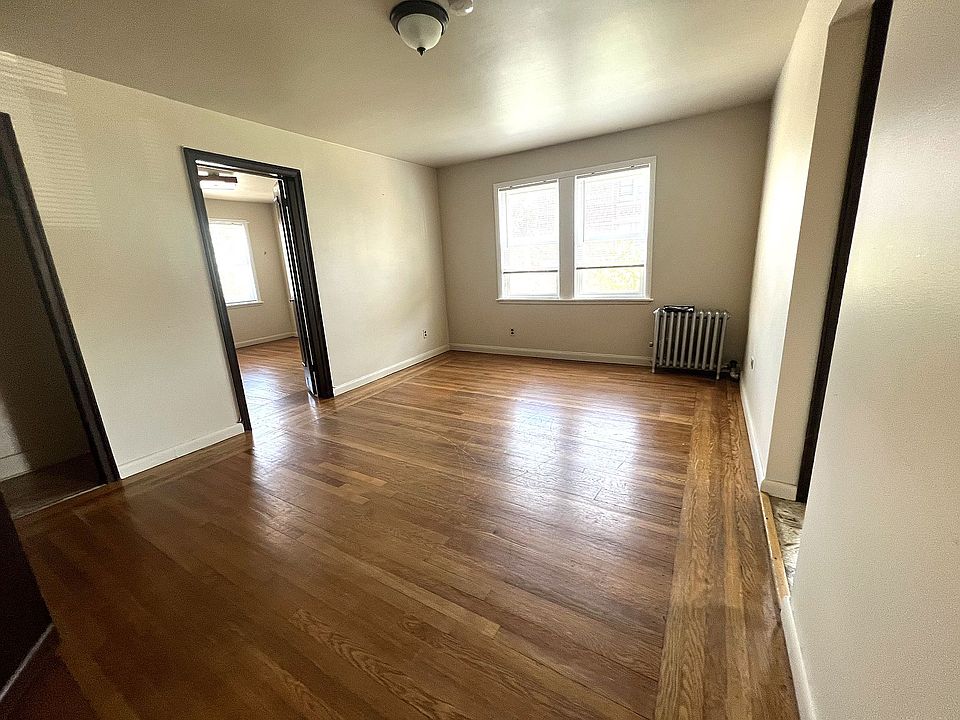 1st image of 21-34 29th Ave #2F