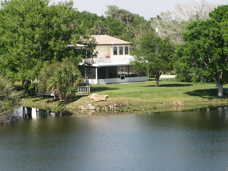 Water view from every window