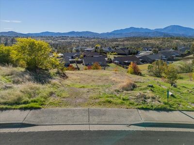 1448 White Water Cir, Redding, CA, 96003