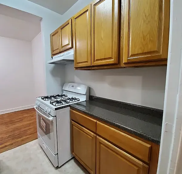 35-15 75th St #205 — Photo 5