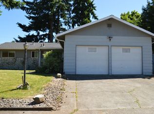 18922 NE Everett Ct, Portland, OR 97230