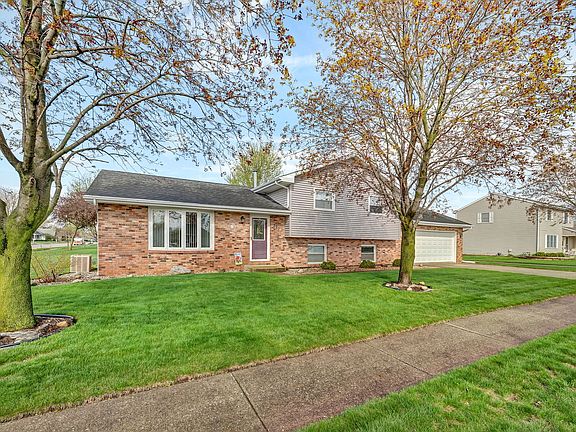 2nd image of 390 S Di Paolo Dr