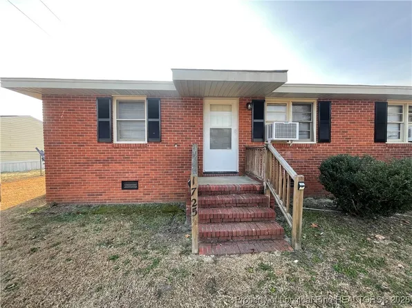 1725 Cumberland Dr, Fayetteville, NC 28311